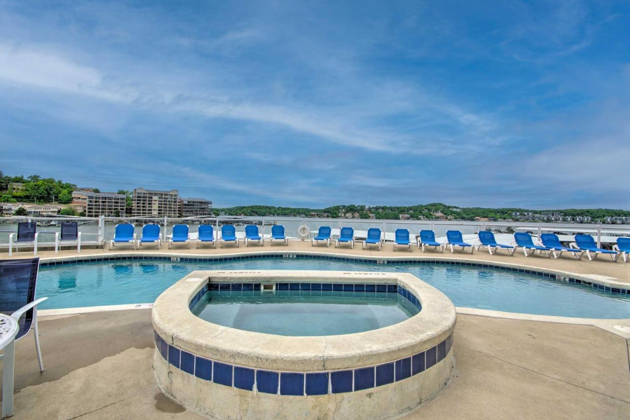 Breezy Lake Ozark Escape Dock, Slip And Pool! Luaran gambar