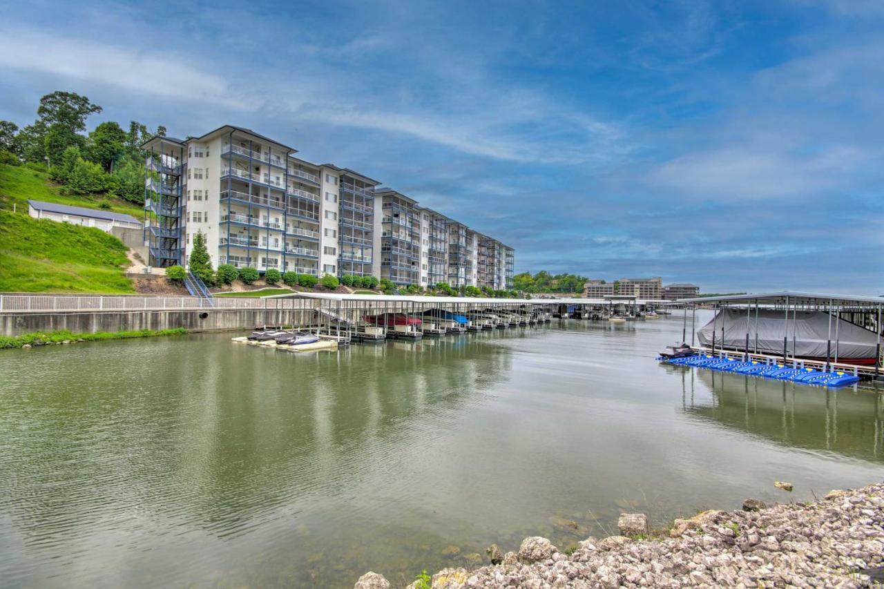 Breezy Lake Ozark Escape Dock, Slip And Pool! Luaran gambar